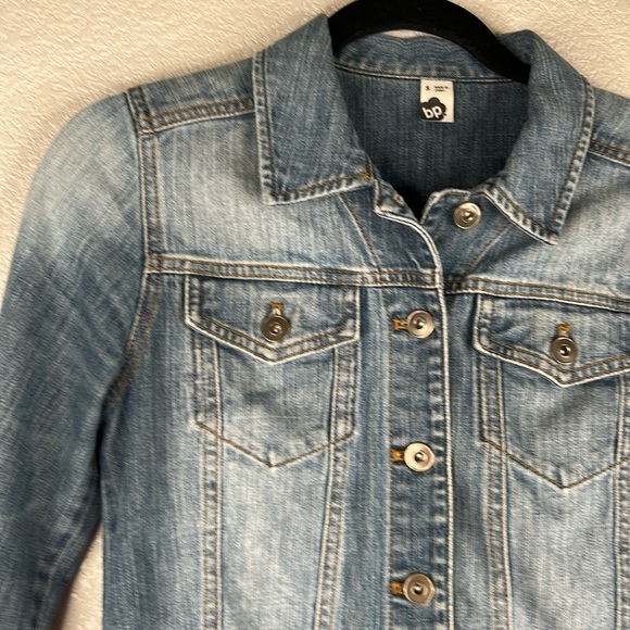 BP Casual Medium Wash Denim Jean Jacket Size Small - Picture 2 of 6